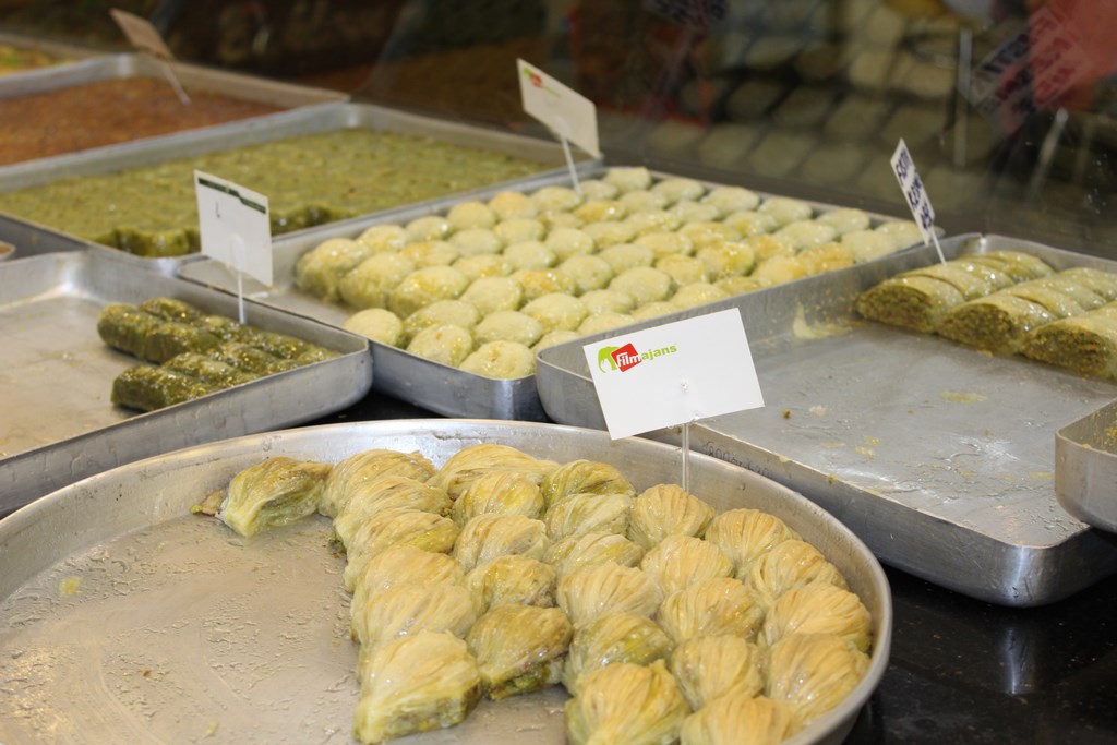 Müslüm Ak Baklava